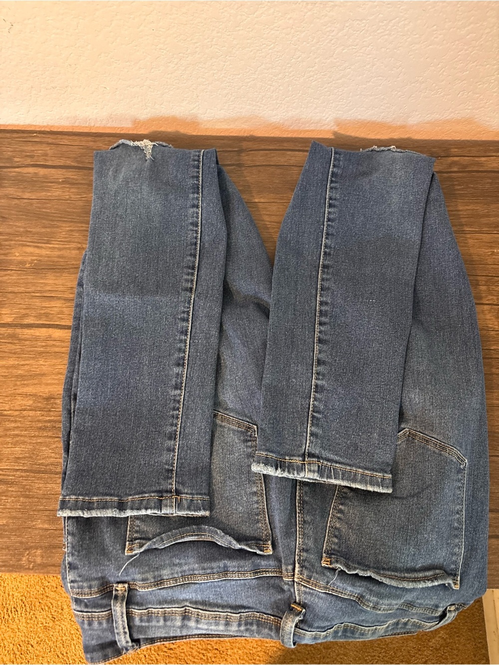 Must bundle Jeans size waist 30 - Picture 3 of 5